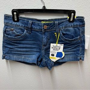 New with Tags! YMI Wanna Betta Butt? Denim Shorts - Size 7